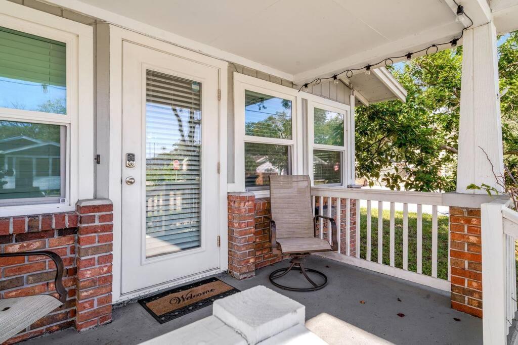 Cozy Bungalow With Patio & Grill, Private And Location Tampa Exterior photo