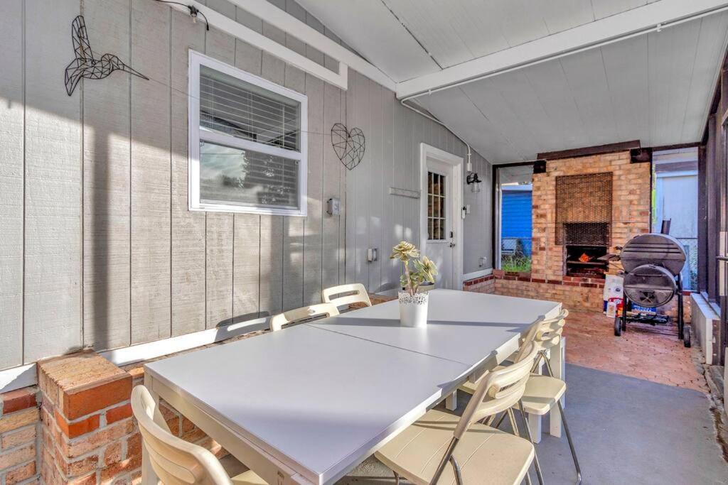 Cozy Bungalow With Patio & Grill, Private And Location Tampa Exterior photo